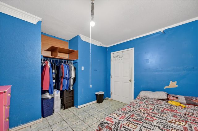 1403 Beacon Hill Drive, Irving, TX 75061