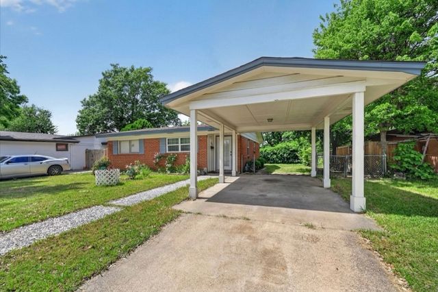 1403 Beacon Hill Drive, Irving, TX 75061