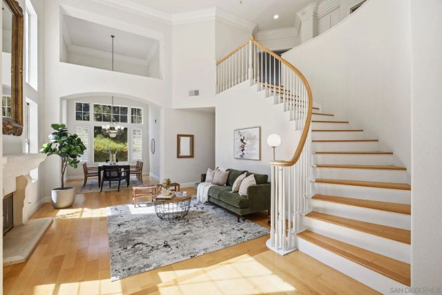2283 Hilton Head Rd, Chula Vista, CA 91915