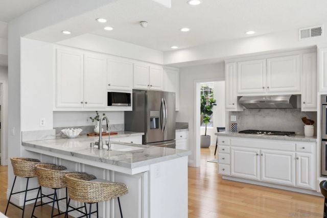 2283 Hilton Head Rd, Chula Vista, CA 91915