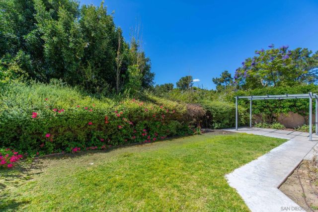 2283 Hilton Head Rd, Chula Vista, CA 91915