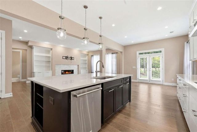 4020 Claiborne Farm Road, Suwanee, GA 30024
