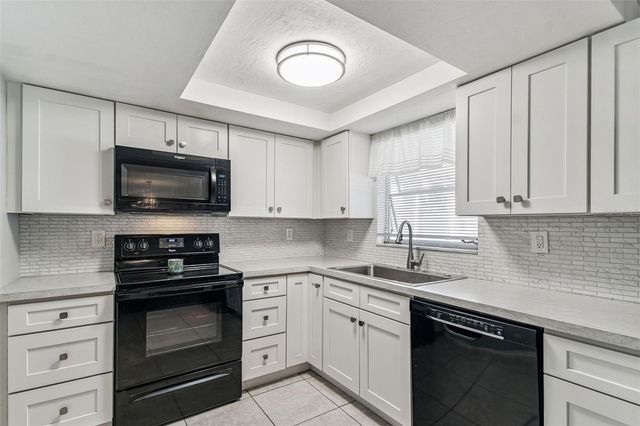 9035 STERLING LANE, Port Richey, FL 34668