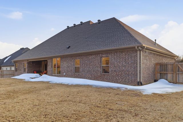 14510 Stonebrook Lane, Maumelle, AR 72113