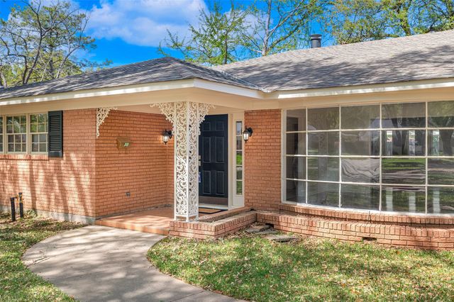 2309 Arlington Place, Bossier City, LA 71111