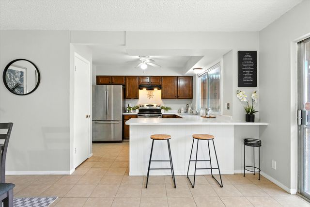 157 CALLE ARROYO SECO NW, Albuquerque, NM 87120