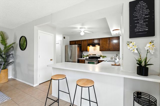 157 CALLE ARROYO SECO NW, Albuquerque, NM 87120