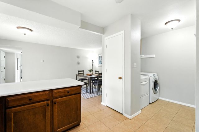 157 CALLE ARROYO SECO NW, Albuquerque, NM 87120