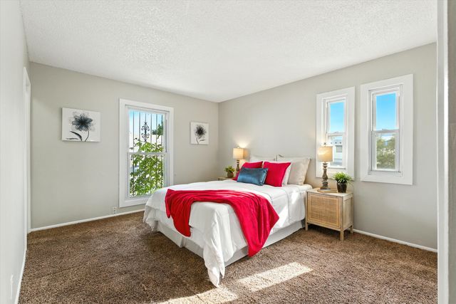 157 CALLE ARROYO SECO NW, Albuquerque, NM 87120