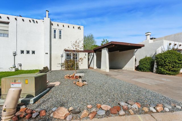 157 CALLE ARROYO SECO NW, Albuquerque, NM 87120