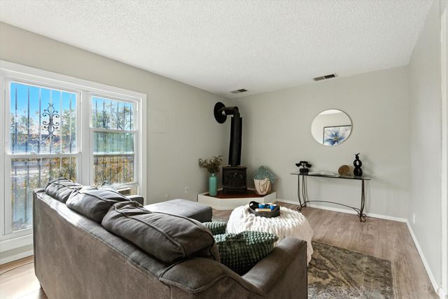 157 CALLE ARROYO SECO NW, Albuquerque, NM 87120