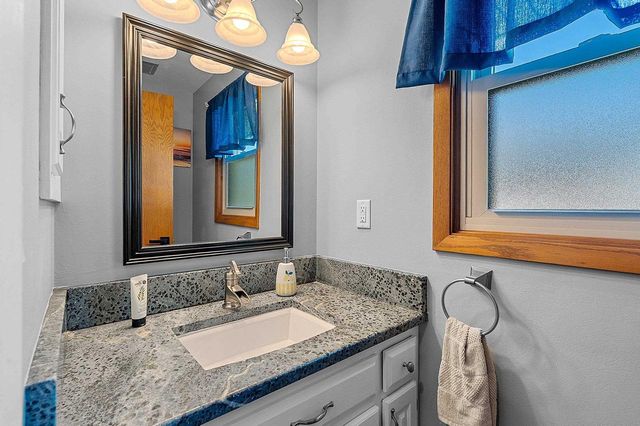 1094 MELROSE STREET, Neenah, WI 54956
