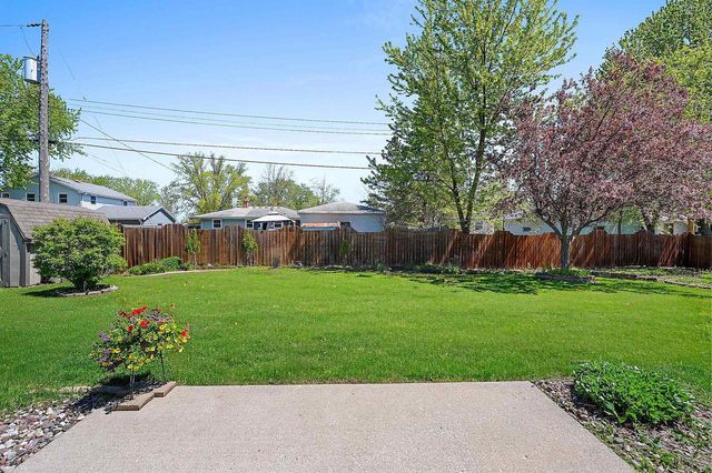 1094 MELROSE STREET, Neenah, WI 54956
