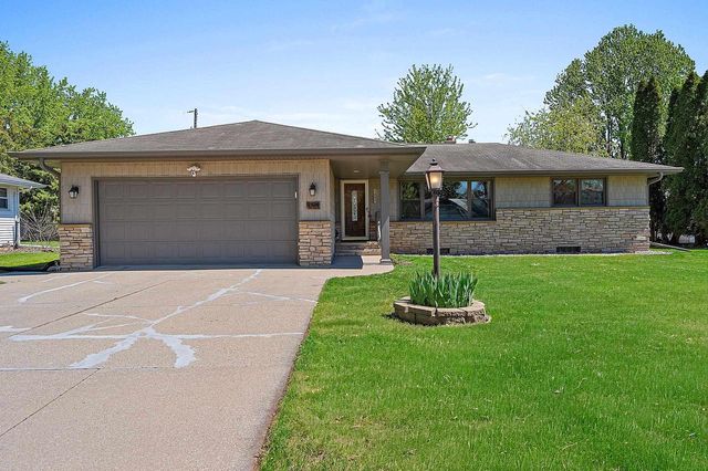 1094 MELROSE STREET, Neenah, WI 54956