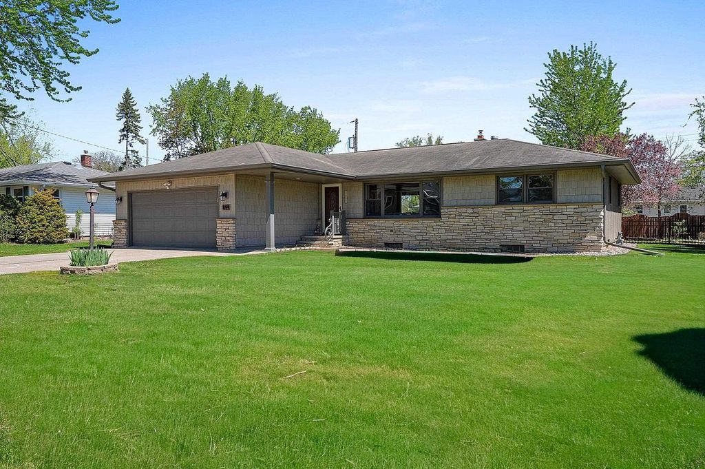 1094 MELROSE STREET, Neenah, WI 54956