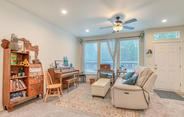 15461 Federal Road, La Pine, OR 97739