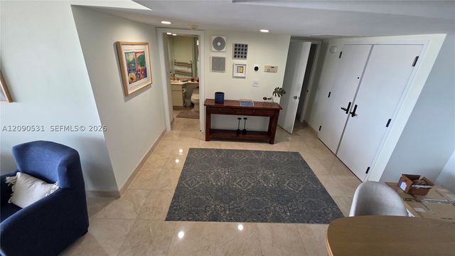 3 Grove Isle Dr C1003, Miami, FL 33133