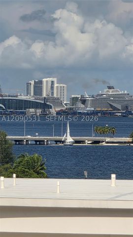 3 Grove Isle Dr C1003, Miami, FL 33133