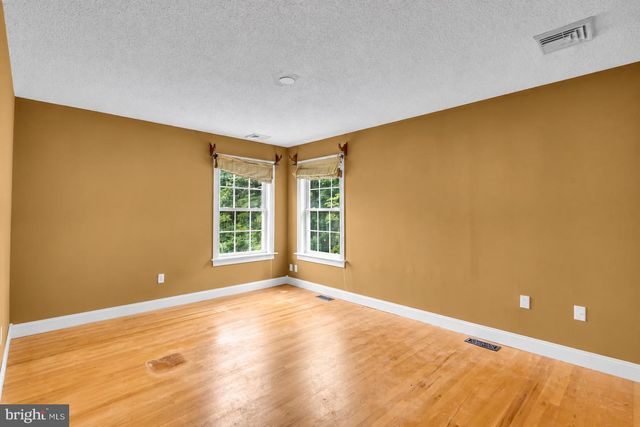 104 SPRUCE CIR N, Barnegat, NJ 08005