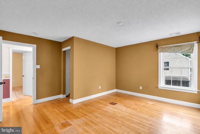 104 SPRUCE CIR N, Barnegat, NJ 08005