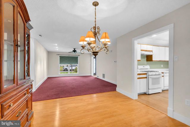 104 SPRUCE CIR N, Barnegat, NJ 08005