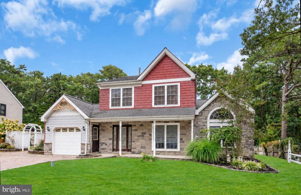 104 SPRUCE CIR N, Barnegat, NJ 08005