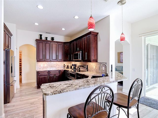 24807 BLAZING TRAIL WAY, Land O Lakes, FL 34639