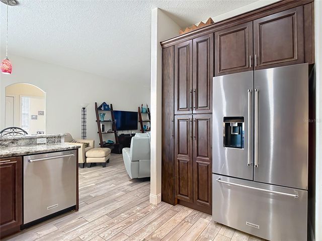 24807 BLAZING TRAIL WAY, Land O Lakes, FL 34639