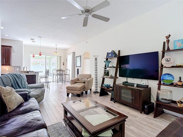 24807 BLAZING TRAIL WAY, Land O Lakes, FL 34639
