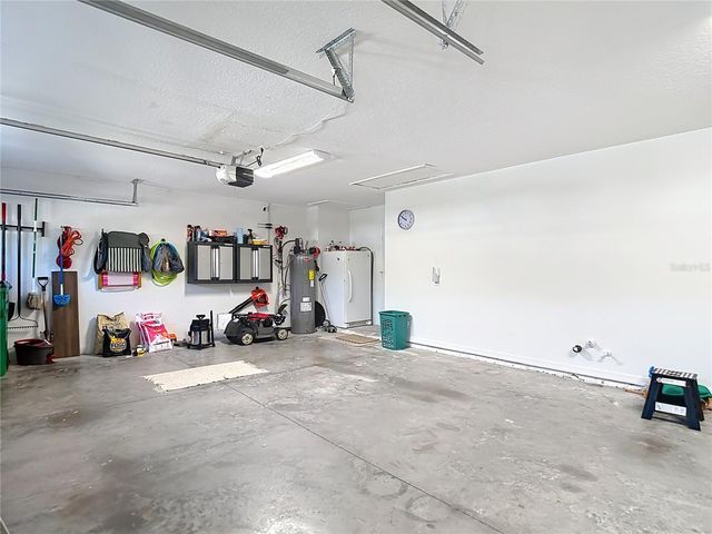 24807 BLAZING TRAIL WAY, Land O Lakes, FL 34639