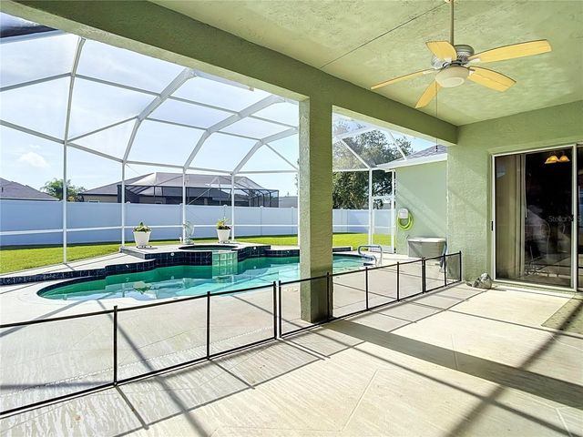 24807 BLAZING TRAIL WAY, Land O Lakes, FL 34639