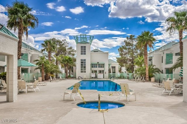 7100 PIRATES COVE Road 1045, Las Vegas, NV 89145