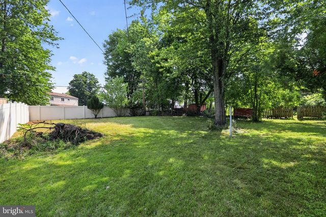 807 YORKTOWN ST, Lansdale, PA 19446