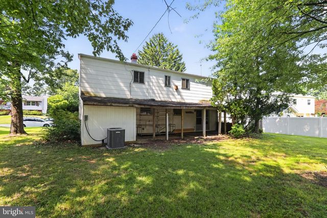 807 YORKTOWN ST, Lansdale, PA 19446