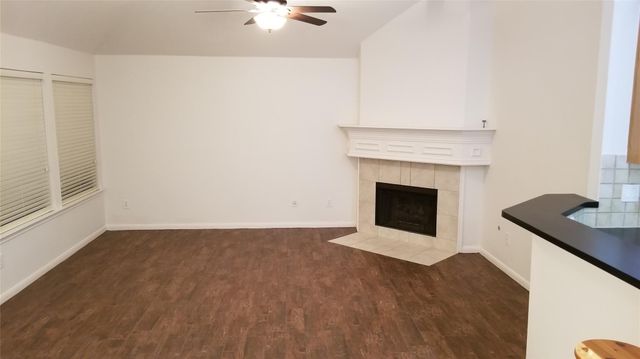 935 Rock Springs Drive, Richmond, TX 77469