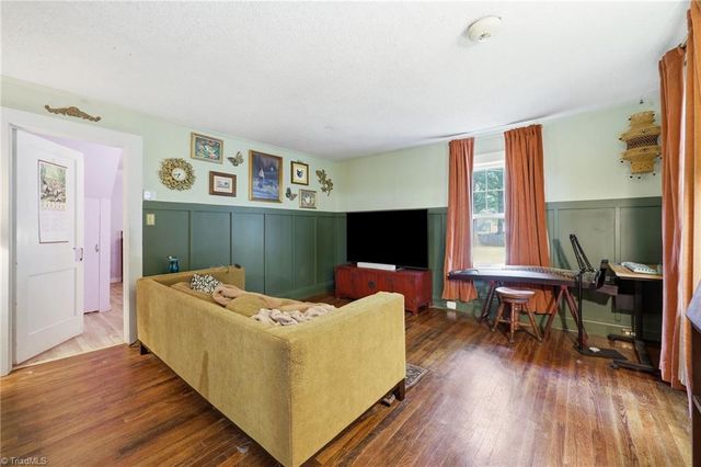 4100 Kernersville Road, Winston-salem, NC 27107