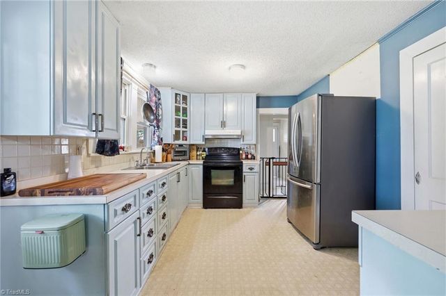 4100 Kernersville Road, Winston-salem, NC 27107