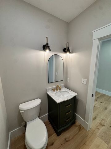 43 Panettieri Drive, Lakeville, MA 02347