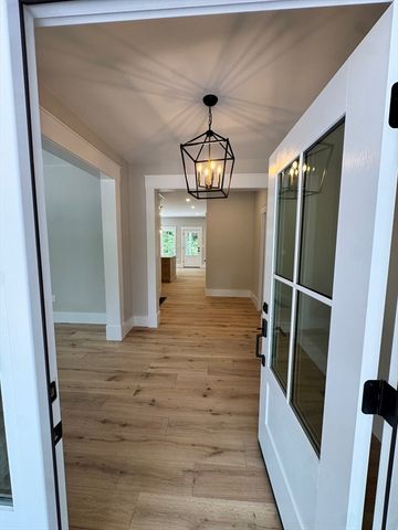43 Panettieri Drive, Lakeville, MA 02347