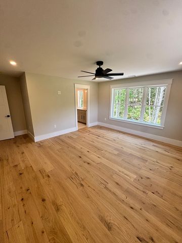 43 Panettieri Drive, Lakeville, MA 02347