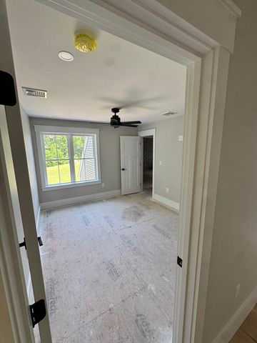 43 Panettieri Drive, Lakeville, MA 02347