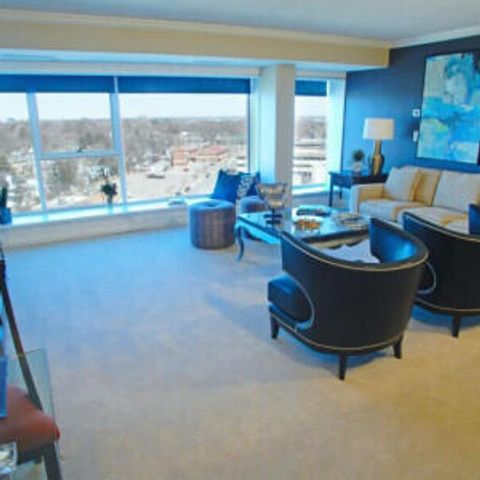 555 S Old Woodward Avenue 1406, Birmingham, MI 48009
