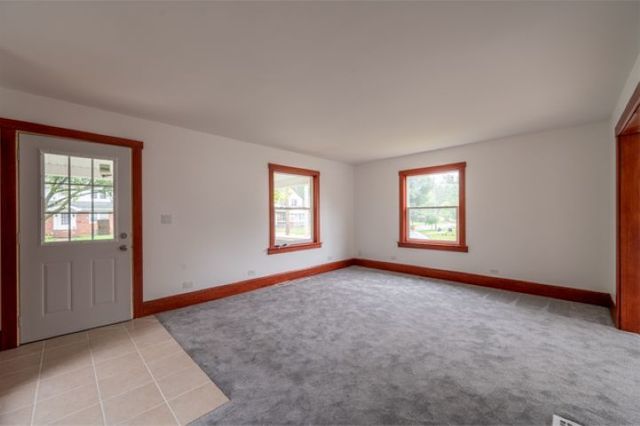 1604 Grant Avenue, Rockford, IL 61103