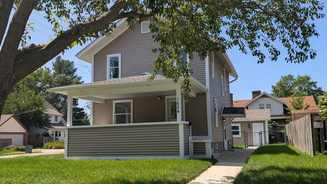 1604 Grant Avenue, Rockford, IL 61103