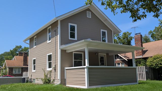 1604 Grant Avenue, Rockford, IL 61103