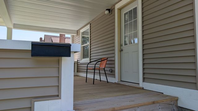 1604 Grant Avenue, Rockford, IL 61103