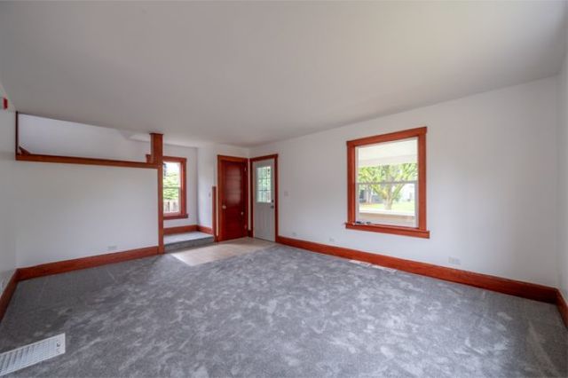 1604 Grant Avenue, Rockford, IL 61103