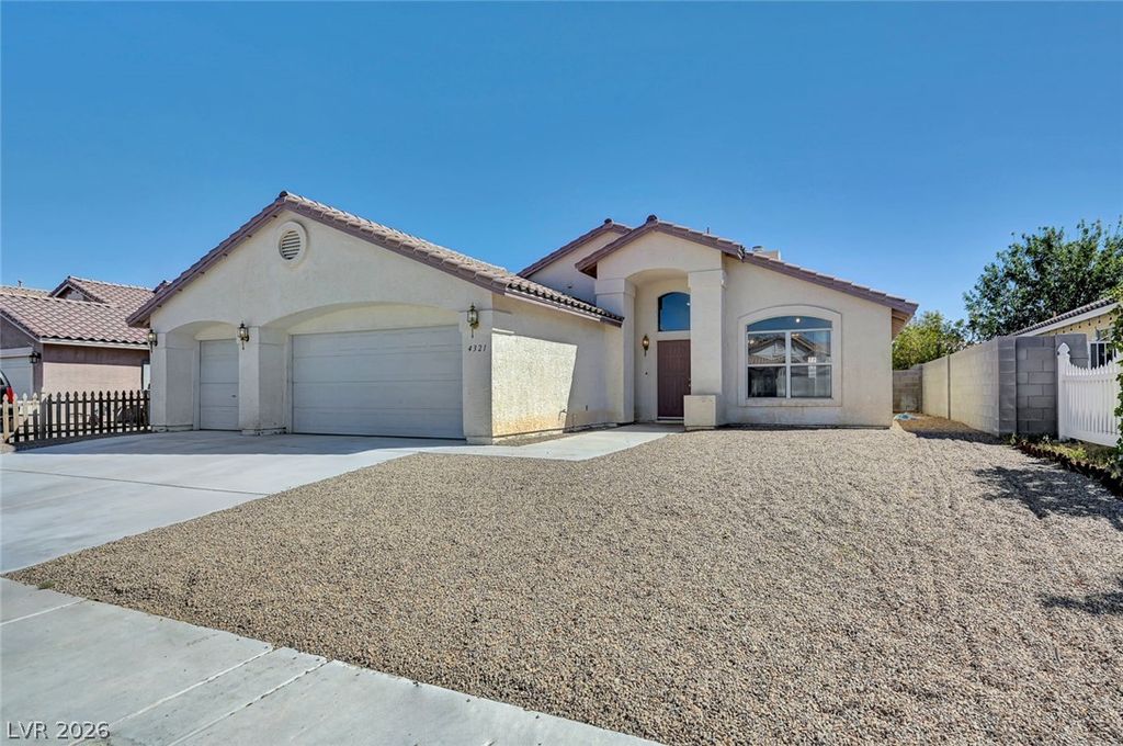 4321 Roaming Breeze Road, North Las Vegas, NV 89031 — exterior