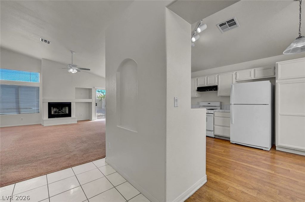 4321 Roaming Breeze Road, North Las Vegas, NV 89031 — photo 4