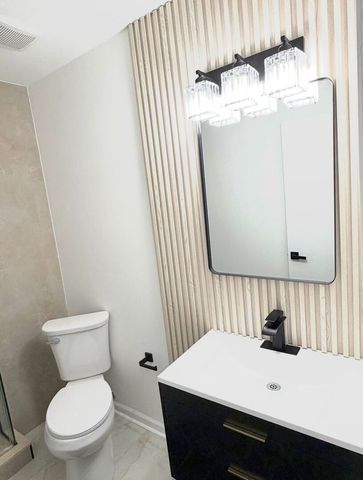 8925 Pheasant Lake Drive, Tinley Park, IL 60487